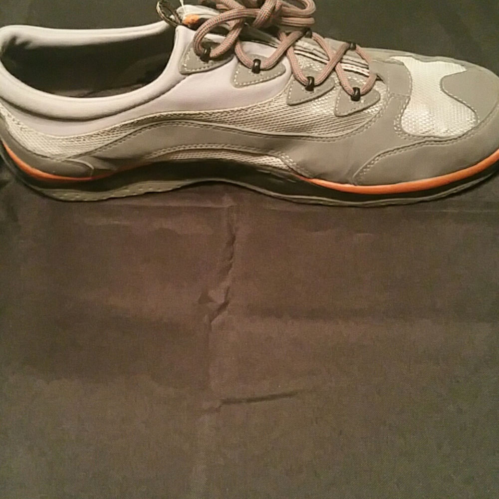 Athleisure shoe - Picture 3 of 7
